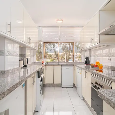 Spacious 2 Bdr Heated Pool, Garage 公寓 美洲海滩