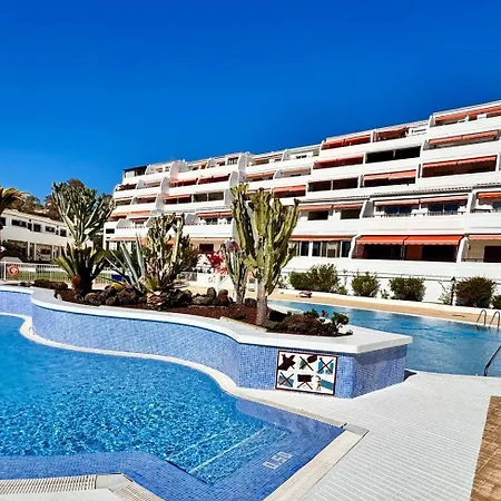 Apartamento Spacious 2 Bdr Heated Pool, Garage Playa de las Américas