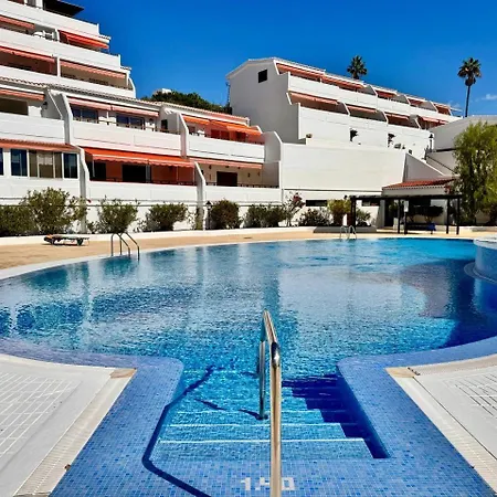 Spacious 2 Bdr Heated Pool, Garage Apartmán